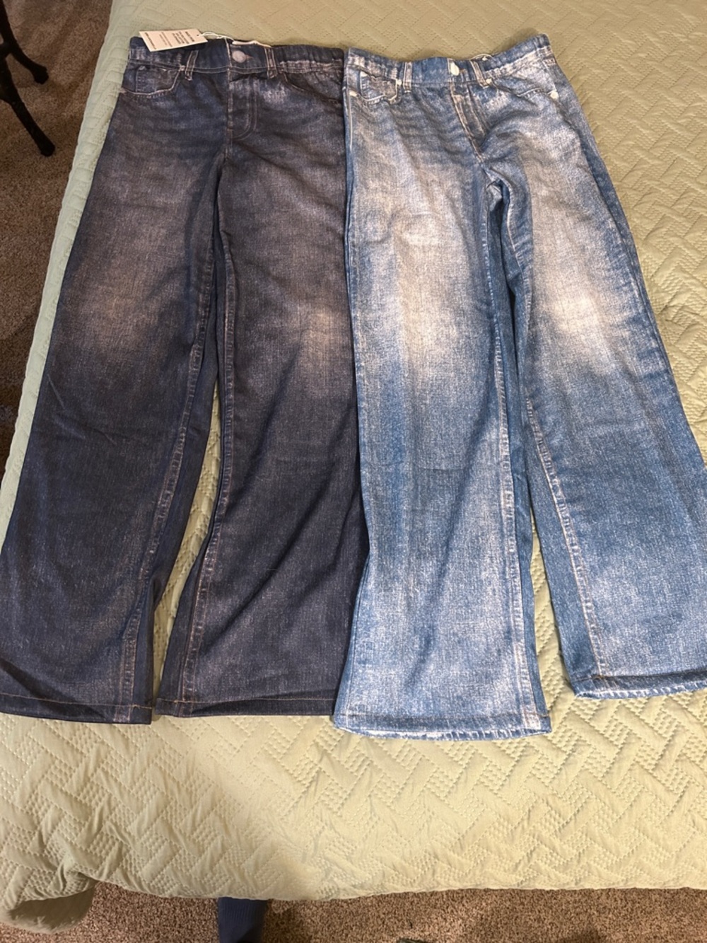Wide Leg Flare Sweatpants Jeans in Dark Wash and Light Wash